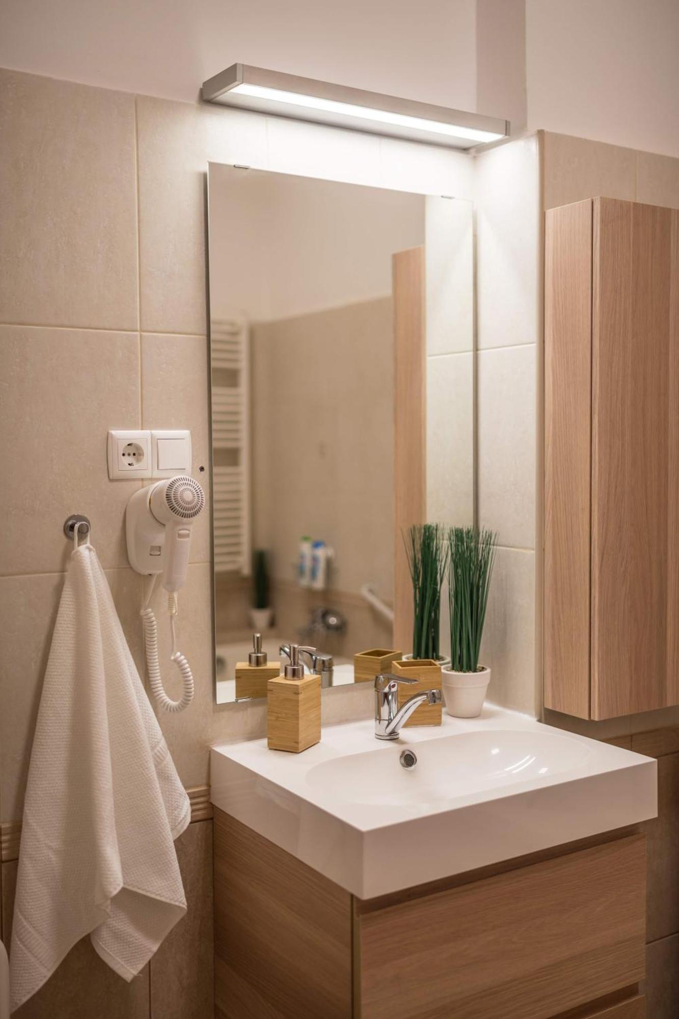 Exlcusive & City Central Located Suite By Prestige Homes 부다페스트 외부 사진